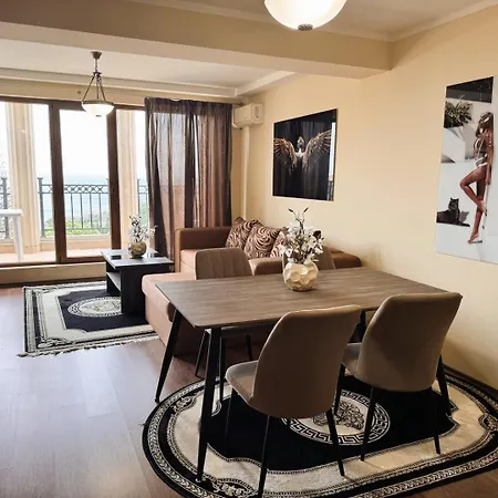 Апартаменти Elegant 1br With Sea Panorama - Argisht Palace Варна