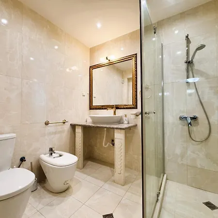 Daire Elegant 1br With Sea Panorama - Argisht Palace