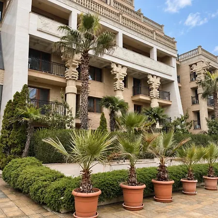 Elegant 1br With Sea Panorama - Argisht Palace