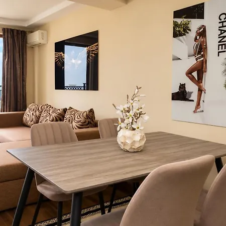 Elegant 1br With Sea Panorama - Argisht Palace Апартаменти *