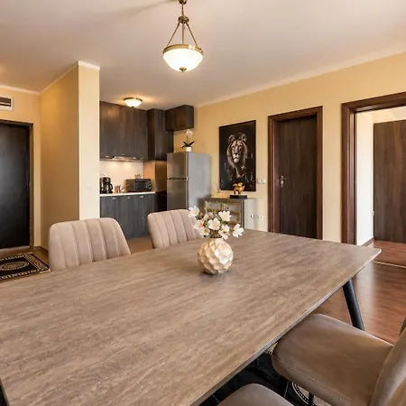 Elegant 1br With Sea Panorama - Argisht Palace