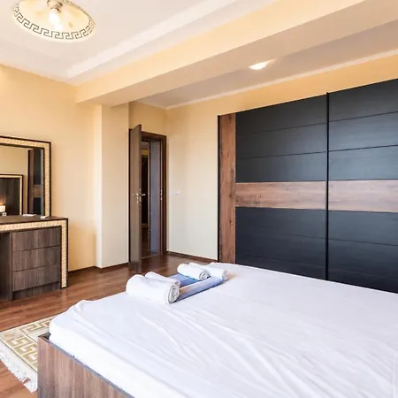 Elegant 1br With Sea Panorama - Argisht Palace * Варна
