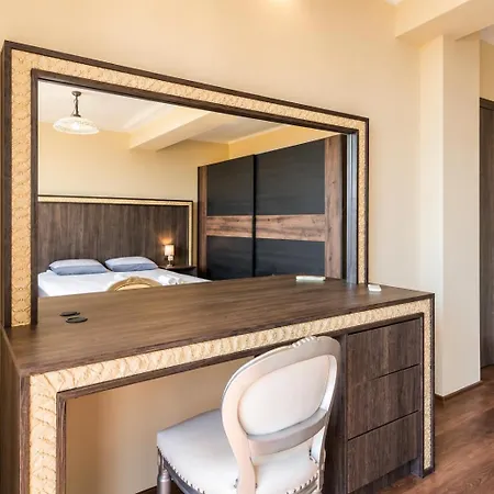 Апартаменти Elegant 1br With Sea Panorama - Argisht Palace *